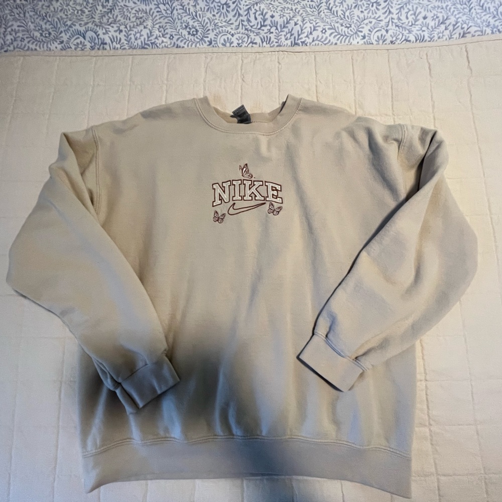 Nike crew neck
